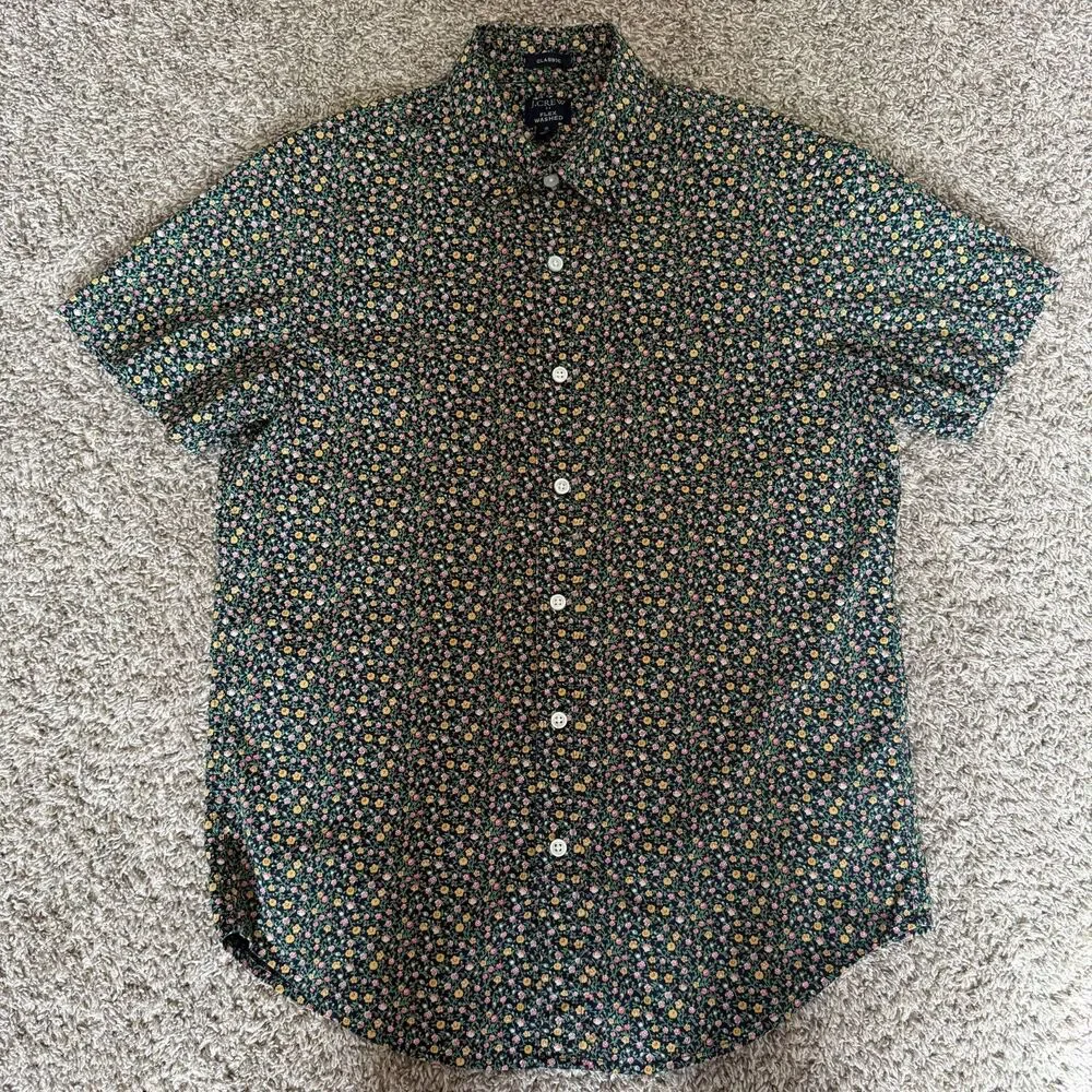 J Crew Mens Button Up Shirt Short Sleeve Small Ditsy Floral Resort Wear Black